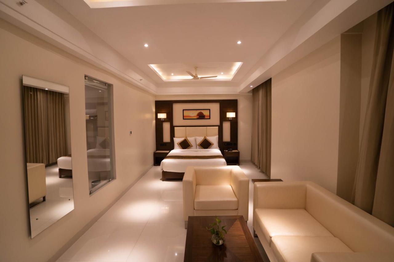 The Parkline Agartala Exterior foto